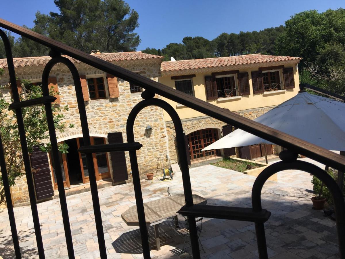 La Teze Villa Le Castellet  Bagian luar foto