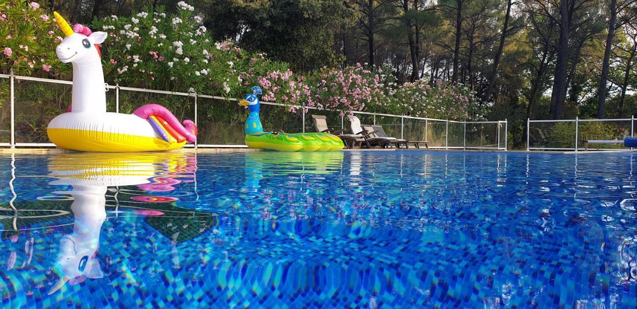 La Teze Villa Le Castellet  Bagian luar foto